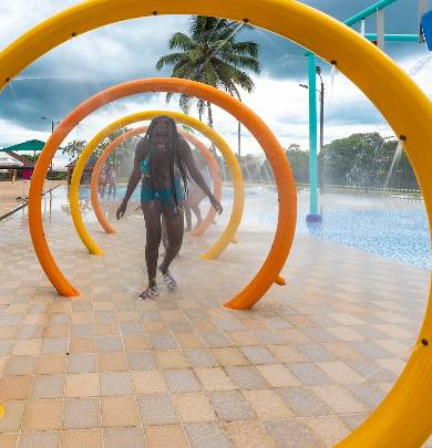 Galería Centro Recreacional CR Comfamar - Buenaventura