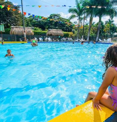 Galería Club CUR Parque del Sur - Palmira