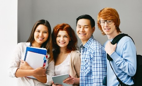 Feel English - Programa De Inglés - Adultos -  PEC